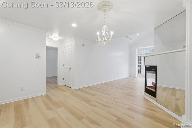 2101 Cameron Circle, Walled Lake, MI 48390