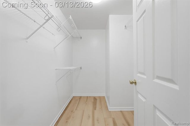 2101 Cameron Circle, Walled Lake, MI 48390