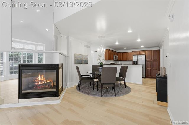 2101 Cameron Circle, Walled Lake, MI 48390