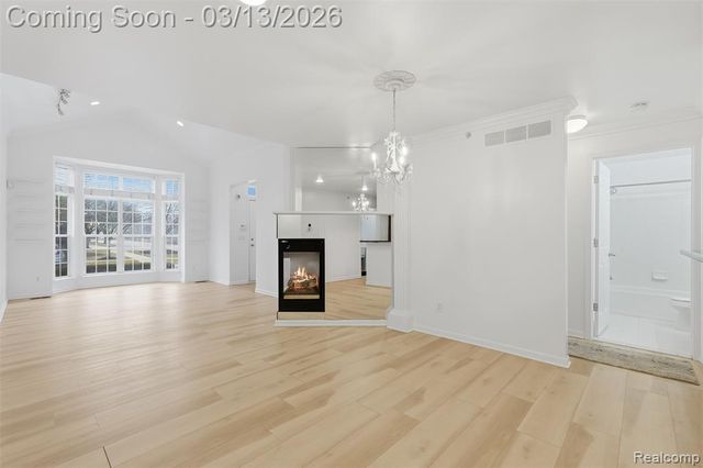 2101 Cameron Circle, Walled Lake, MI 48390