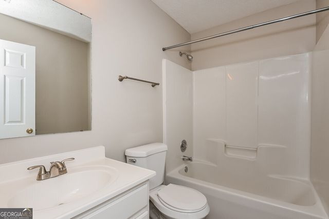 2129 Lindley Lane NW, Kennesaw, GA 30144