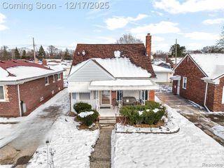7476 Nightingale Street, Dearborn Heights, MI 48127