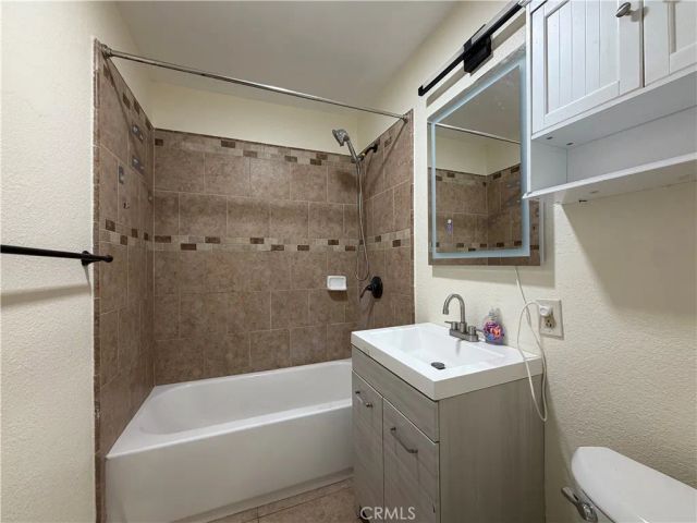 1011 E 65th, Inglewood, CA 90302