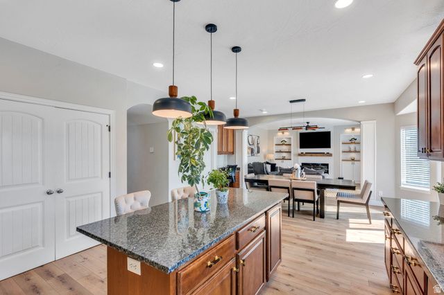9048 N CLUBHOUSE LN, Eagle Mountain, UT 84005
