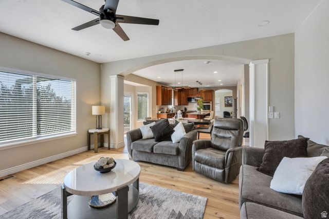 9048 N CLUBHOUSE LN, Eagle Mountain, UT 84005