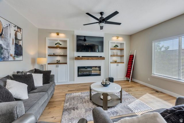 9048 N CLUBHOUSE LN, Eagle Mountain, UT 84005
