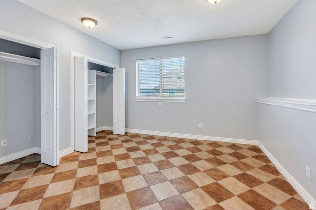 9048 N CLUBHOUSE LN, Eagle Mountain, UT 84005