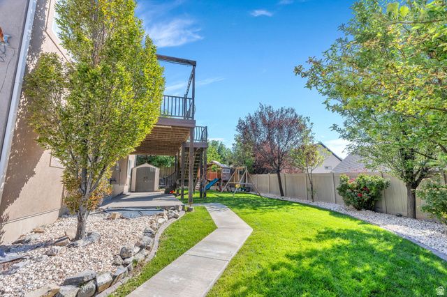 9048 N CLUBHOUSE LN, Eagle Mountain, UT 84005