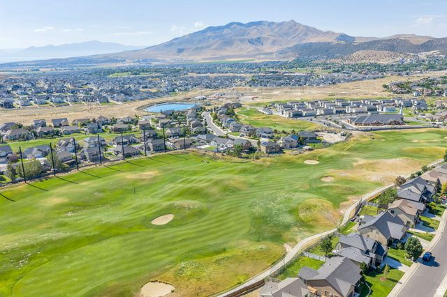 9048 N CLUBHOUSE LN, Eagle Mountain, UT 84005