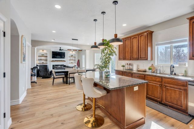 9048 N CLUBHOUSE LN, Eagle Mountain, UT 84005