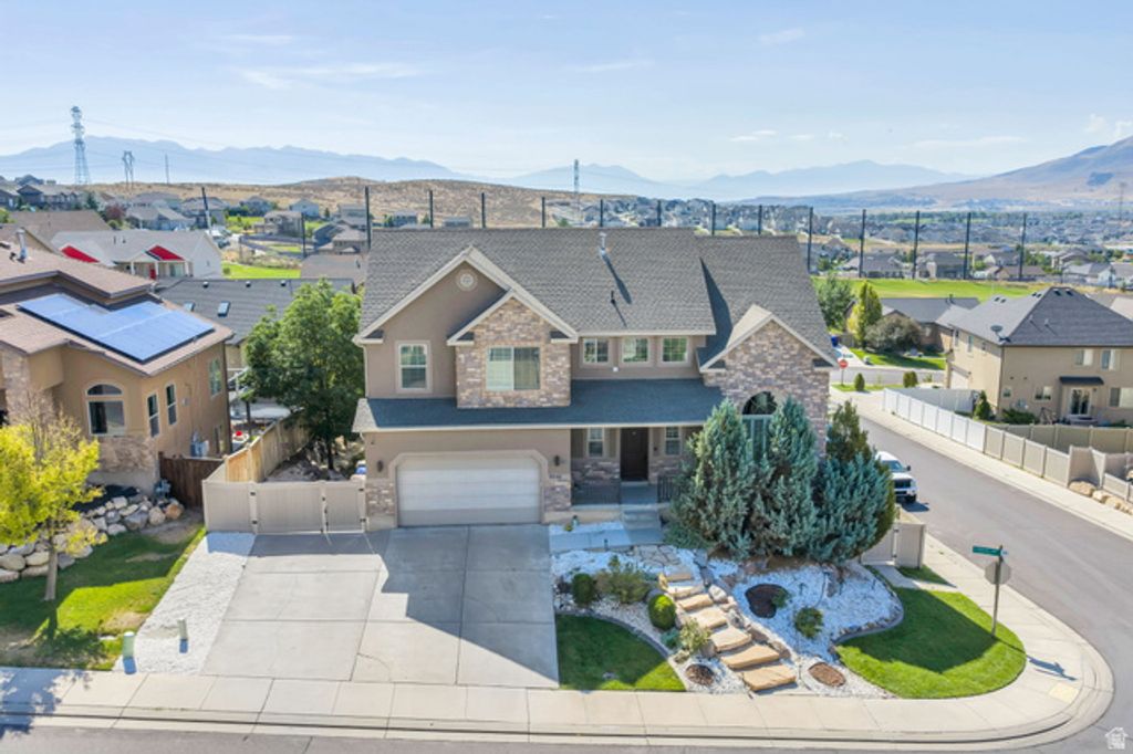 9048 N CLUBHOUSE LN, Eagle Mountain, UT 84005