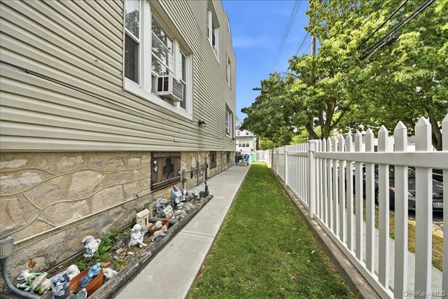 3071 Coddington Avenue, Bronx, NY 10461