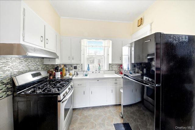 3071 Coddington Avenue, Bronx, NY 10461