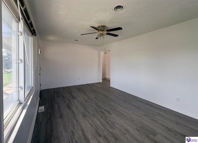 50 W Tophill Terrace, Elizabethtown, KY 42701