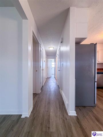 50 W Tophill Terrace, Elizabethtown, KY 42701