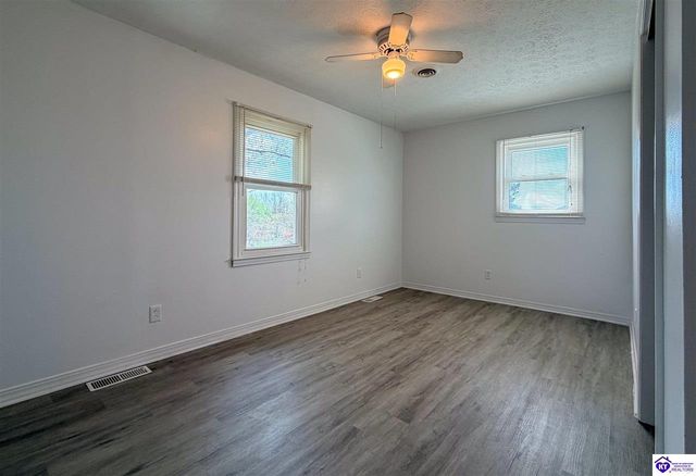 50 W Tophill Terrace, Elizabethtown, KY 42701