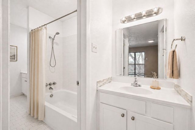 3606 Ocee Street, Houston, TX 77063