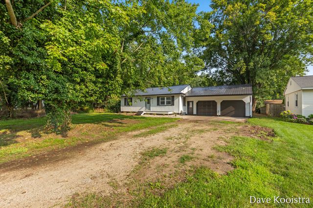 1769 Perry Street, Holland, MI 49424