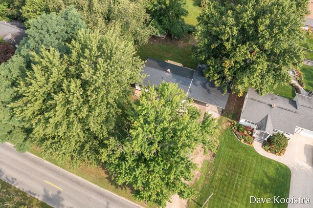 1769 Perry Street, Holland, MI 49424
