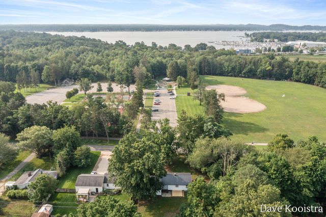 1769 Perry Street, Holland, MI 49424