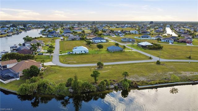 1846 NW 37th PL, Cape Coral, FL 33993