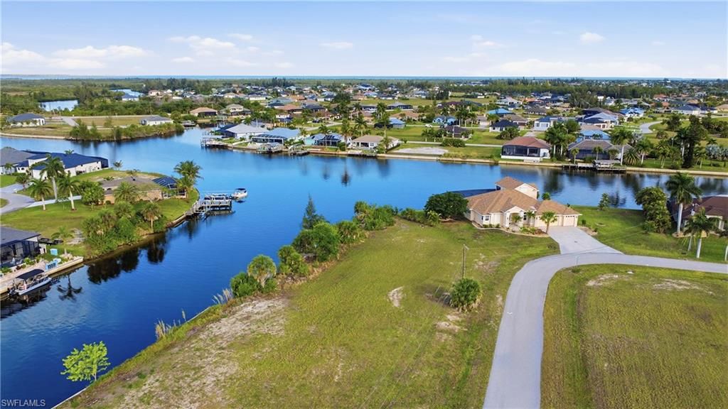 1846 NW 37th PL, Cape Coral, FL 33993