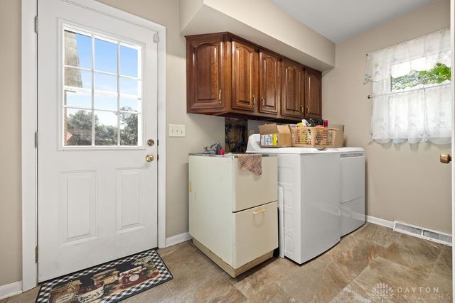 10265 W Union Road, Medway, OH 45341