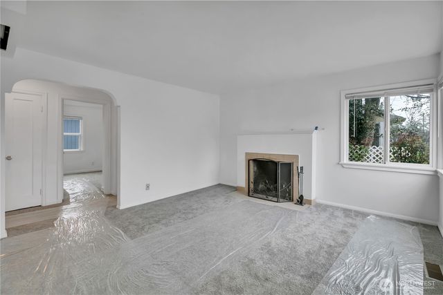10041 15th Avenue SW, Seattle, WA 98146