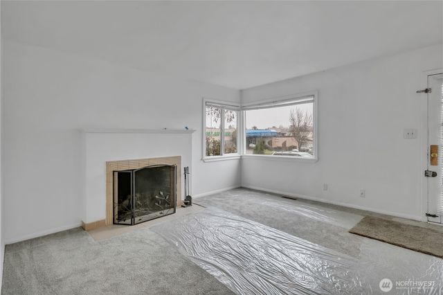 10041 15th Avenue SW, Seattle, WA 98146