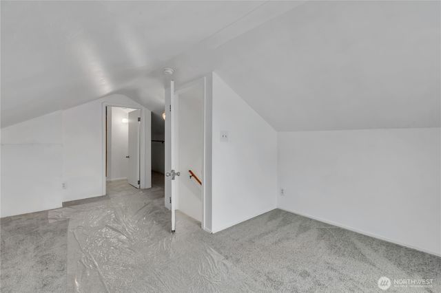 10041 15th Avenue SW, Seattle, WA 98146