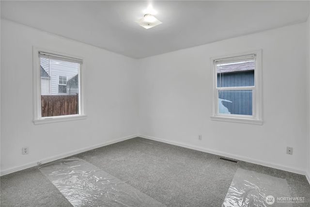 10041 15th Avenue SW, Seattle, WA 98146