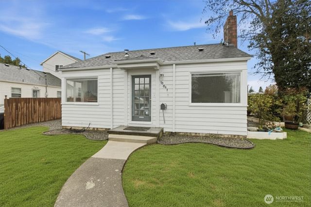 10041 15th Avenue SW, Seattle, WA 98146