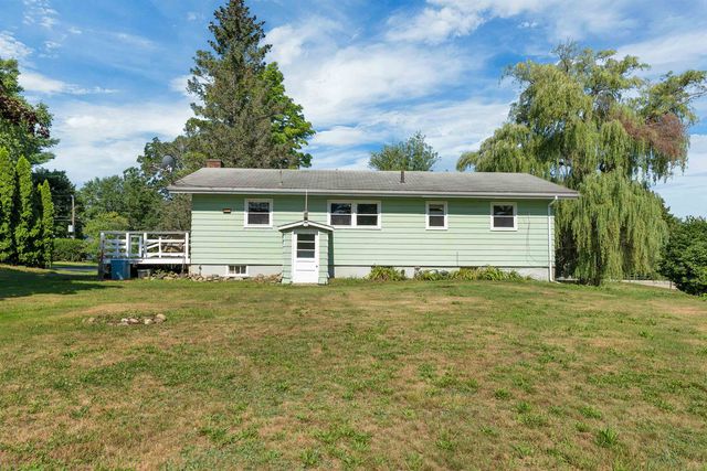 15 Tuttle Lane, Greenland, NH 03840