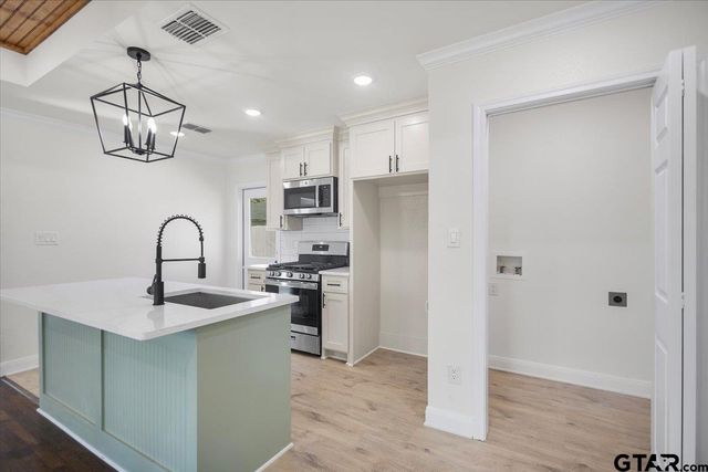 2014 N Winona, Tyler, TX 75702