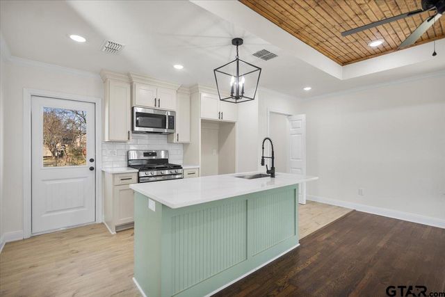 2014 N Winona, Tyler, TX 75702