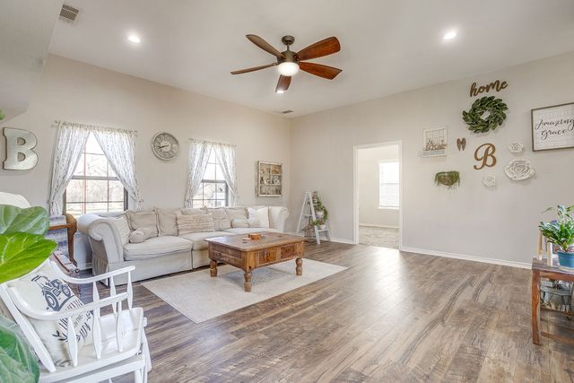 4017 Midway Road, Weatherford, TX 76085