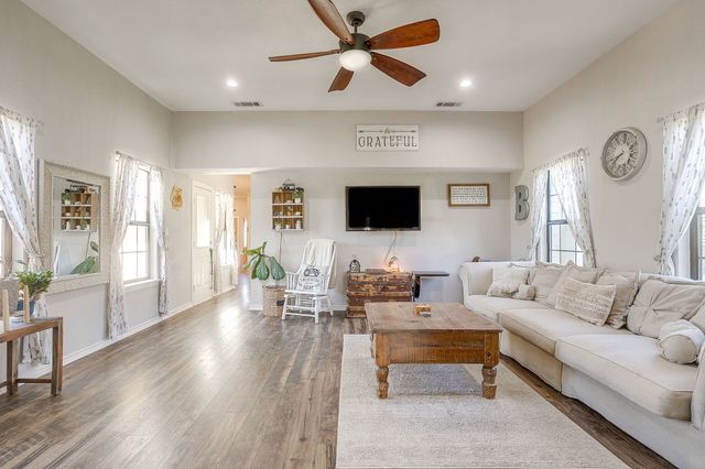 4017 Midway Road, Weatherford, TX 76085