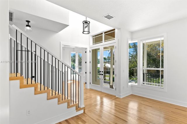 606 Indiana Ave, Other City - In The State Of Florida, FL 34681