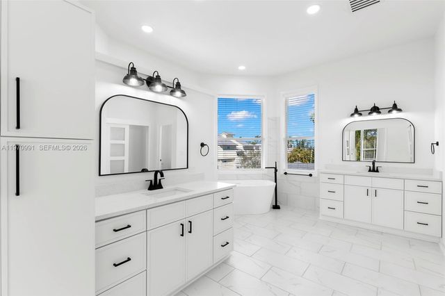 606 Indiana Ave, Other City - In The State Of Florida, FL 34681