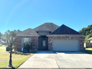 23369 Mango Dr, Denham Springs, LA 70726