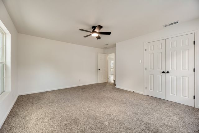 2820 Vinnie Street, Greenville, TX 75401