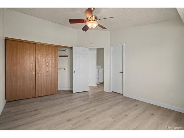 6169 Zenobia Ct, Arvada, CO 80003