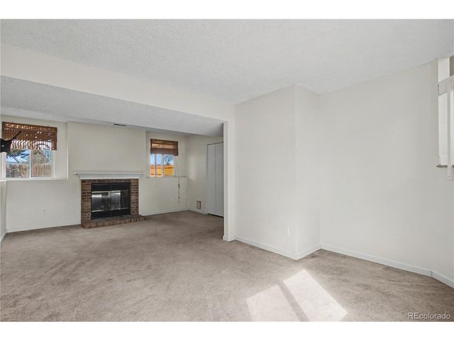 6169 Zenobia Ct, Arvada, CO 80003