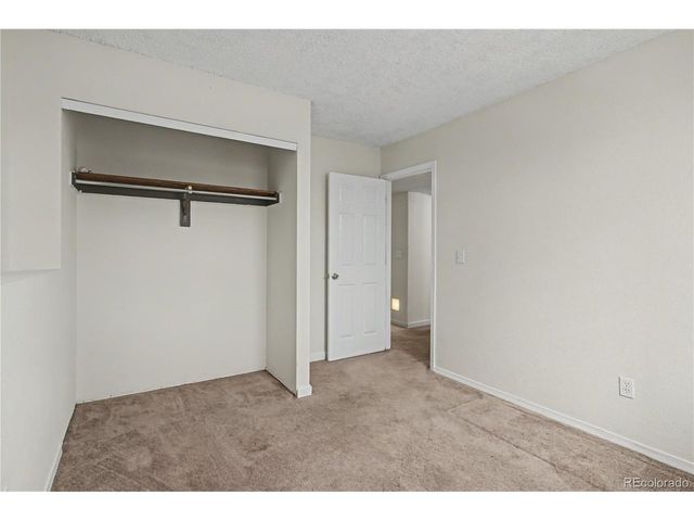 6169 Zenobia Ct, Arvada, CO 80003