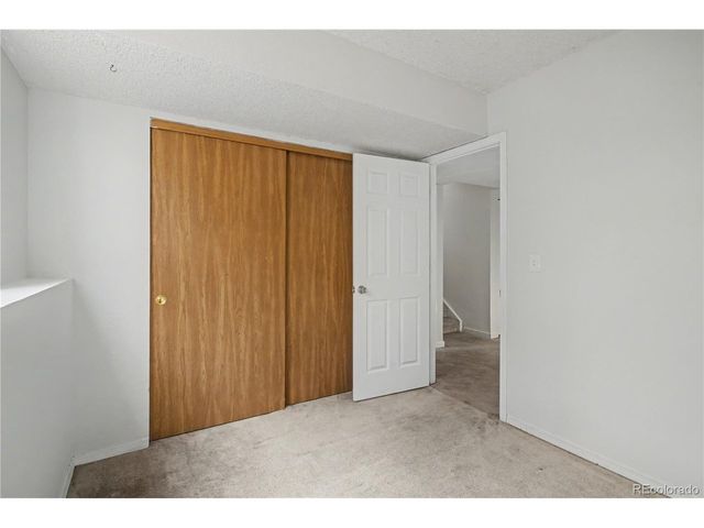 6169 Zenobia Ct, Arvada, CO 80003