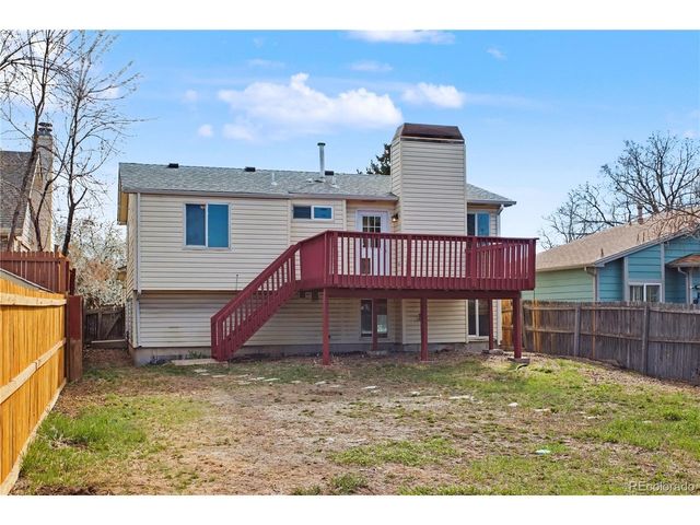 6169 Zenobia Ct, Arvada, CO 80003