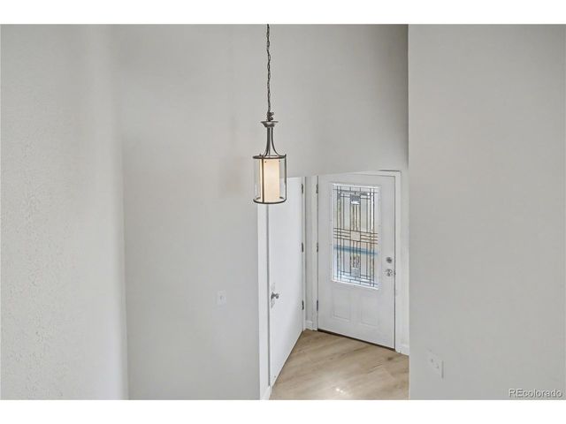 6169 Zenobia Ct, Arvada, CO 80003