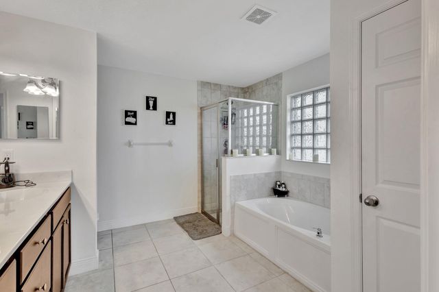 9709 Starboard Drive, Fort Pierce, FL 34945