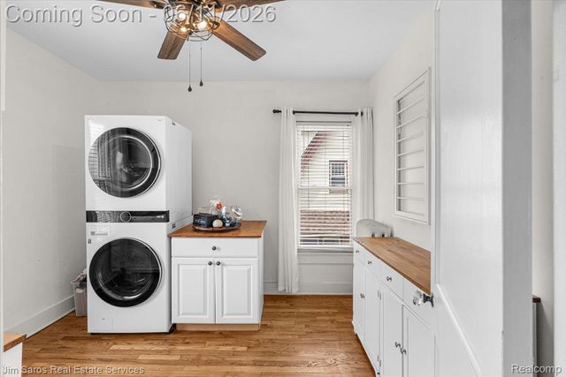 1215 Nottingham Road, Grosse Pointe Park, MI 48230