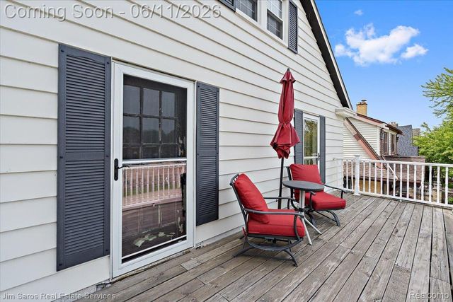 1215 Nottingham Road, Grosse Pointe Park, MI 48230